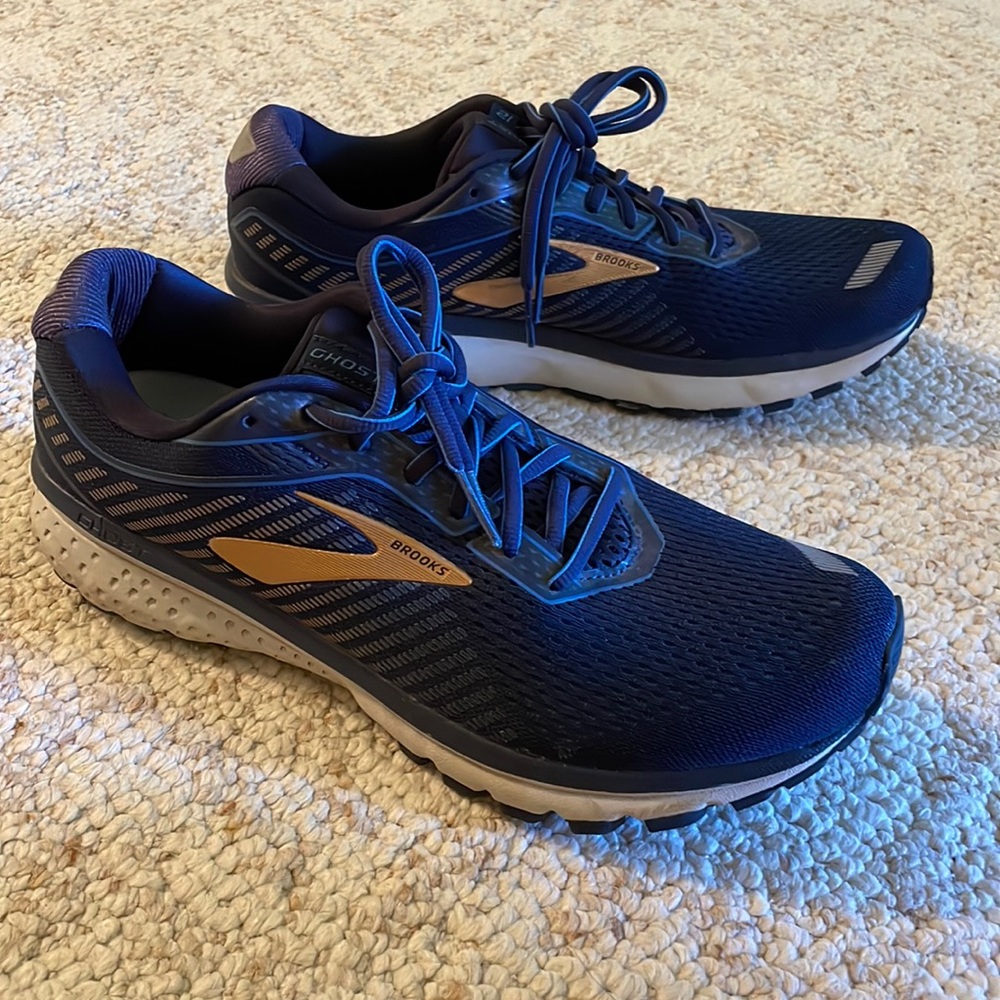 Brooks Ghost 12 Running Sneaker
